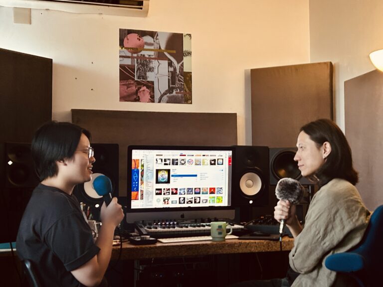 052DEB86-A38D-4E86-890A-9087BE892138