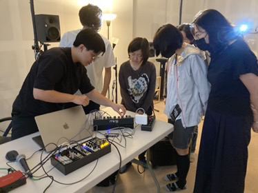 307D16CF-FA6B-43CB-A3A6-36FCCC54B260