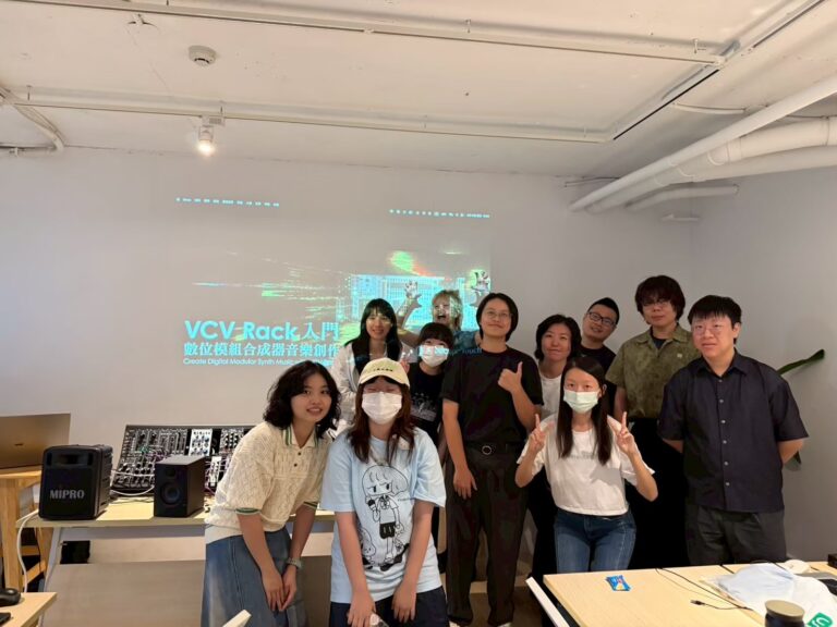 LINE_ALBUM_810上課紀錄_251001_48